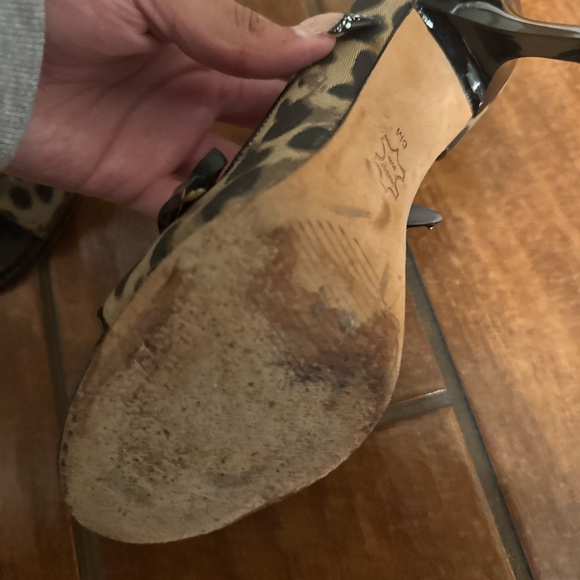 Guess Kitten Heels - Picture 2 of 3